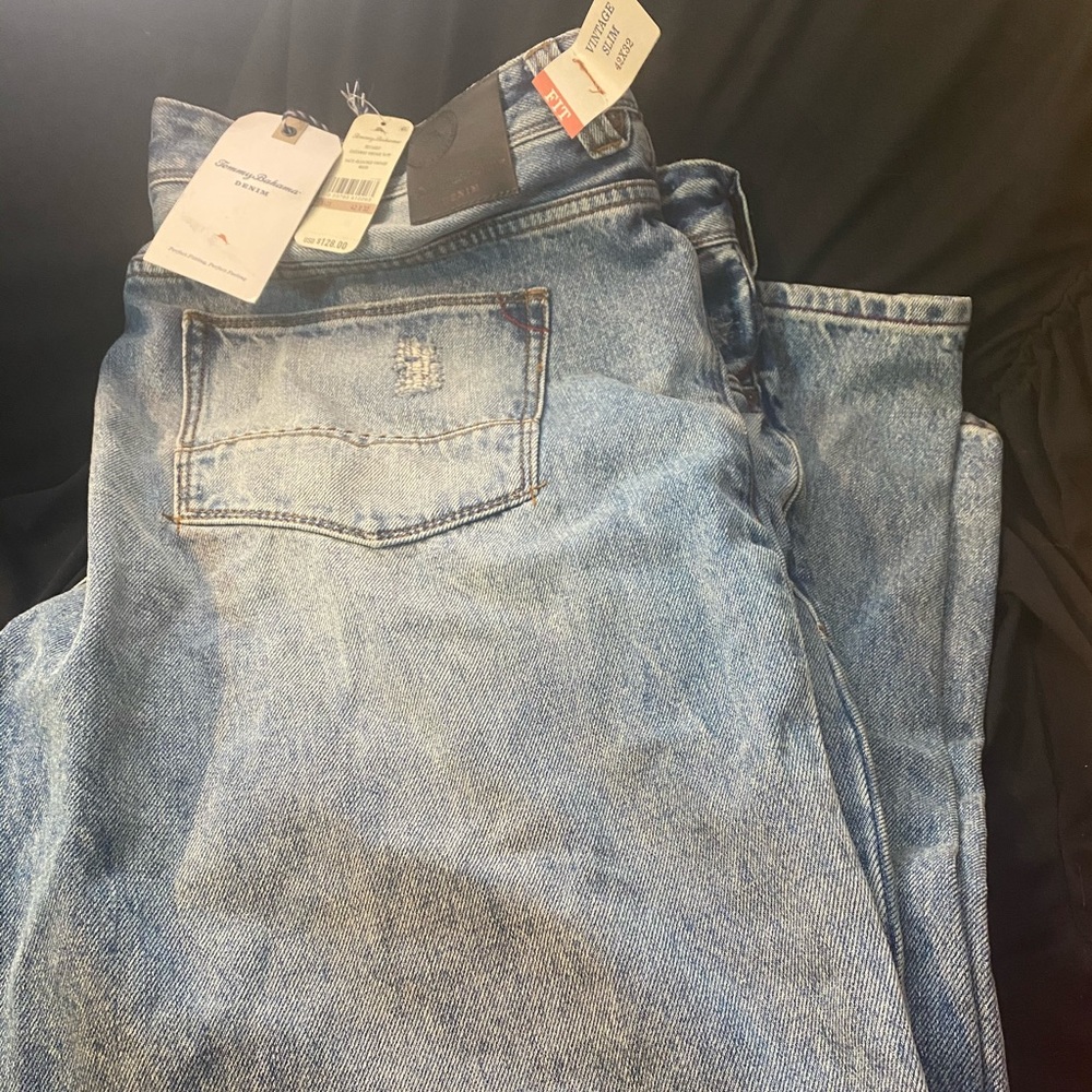 Tommy Bahama denim jeans 42 x 32 vintage slim